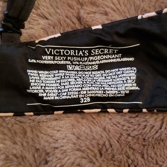 Victoria's Secret Bra - Picture 3 of 3